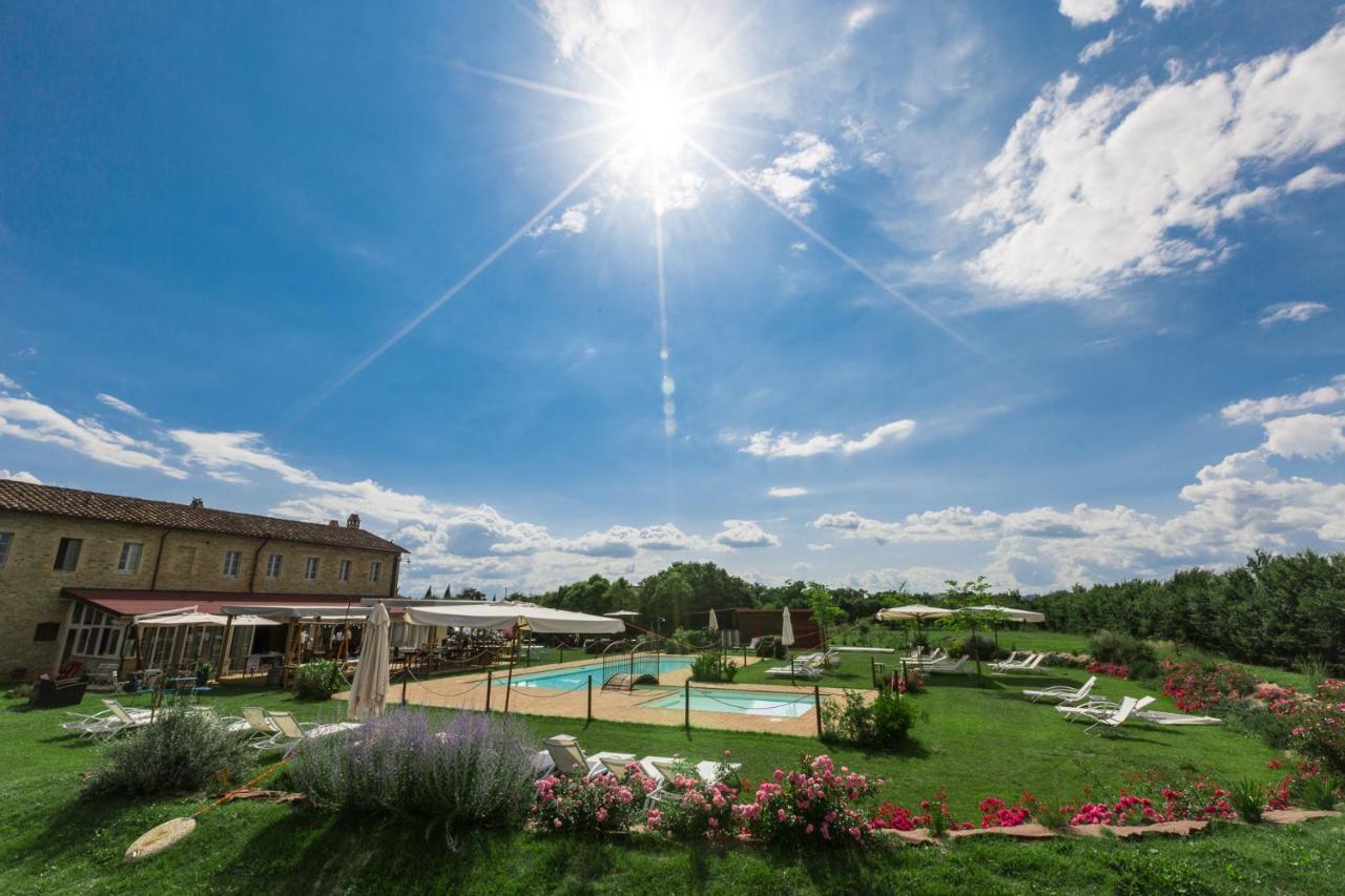 باستيا أومبرا Favorita Food&Wine Resort المظهر الخارجي الصورة